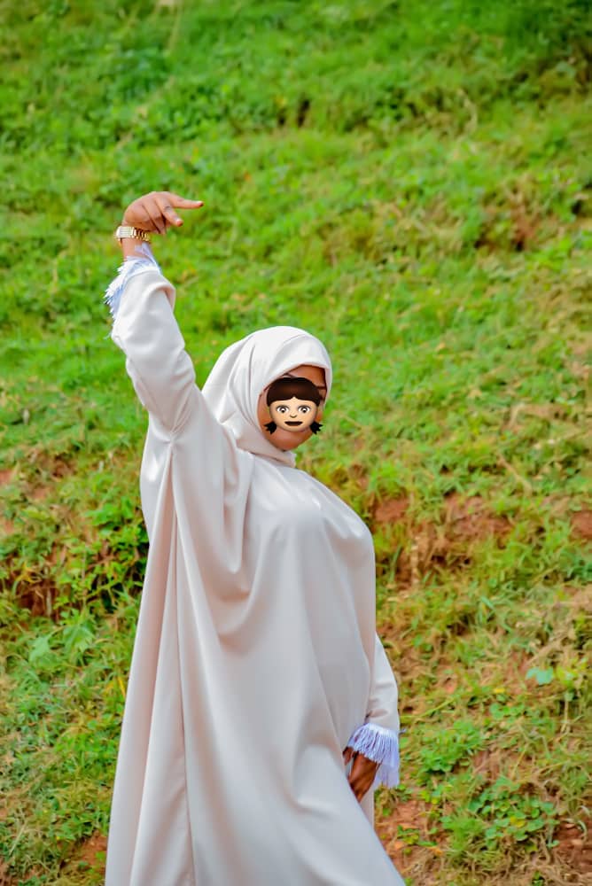 white jilbab & white hijab