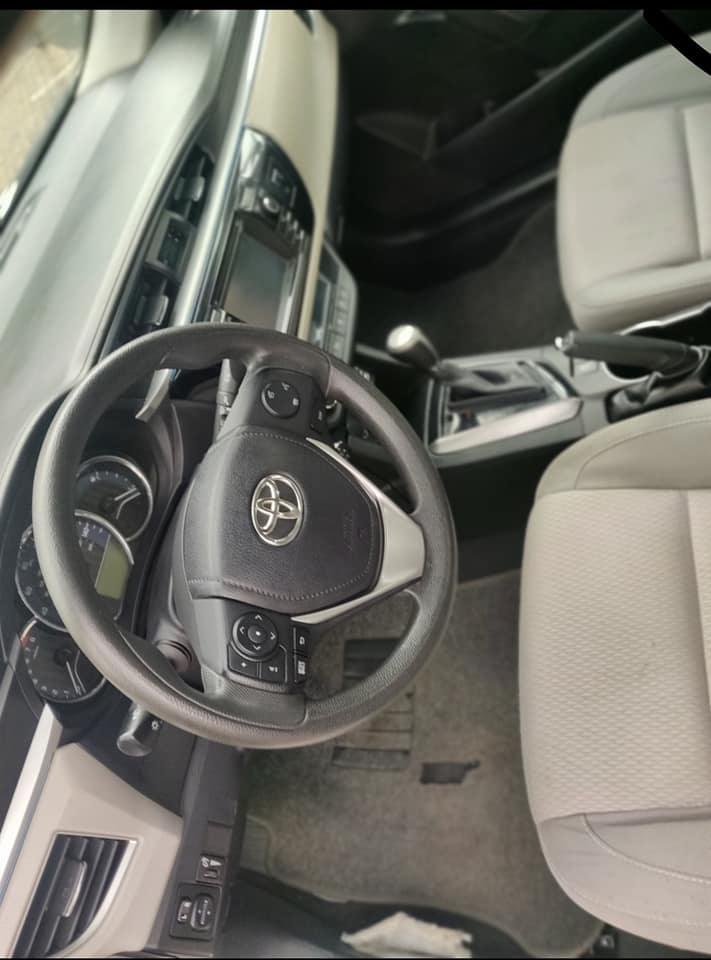 Toyota Corolla Ce 2015 #1