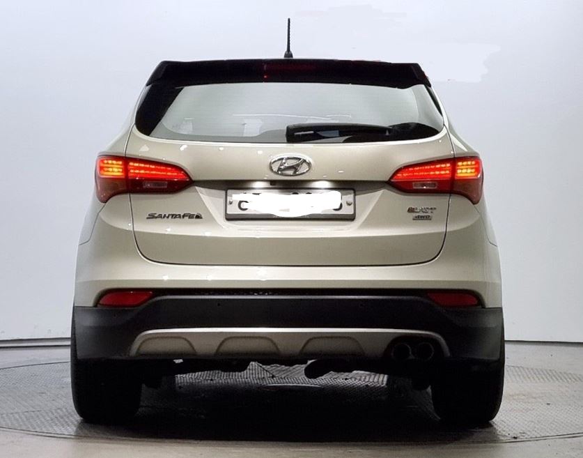 2013 Hyundai Santa Fe 4WD on a great deal of Cost