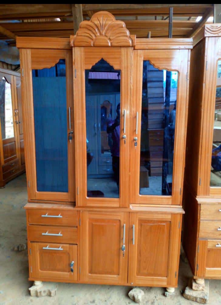 1.20cm Traditional China Hutch cabinet in full Libuyu on a very nice price