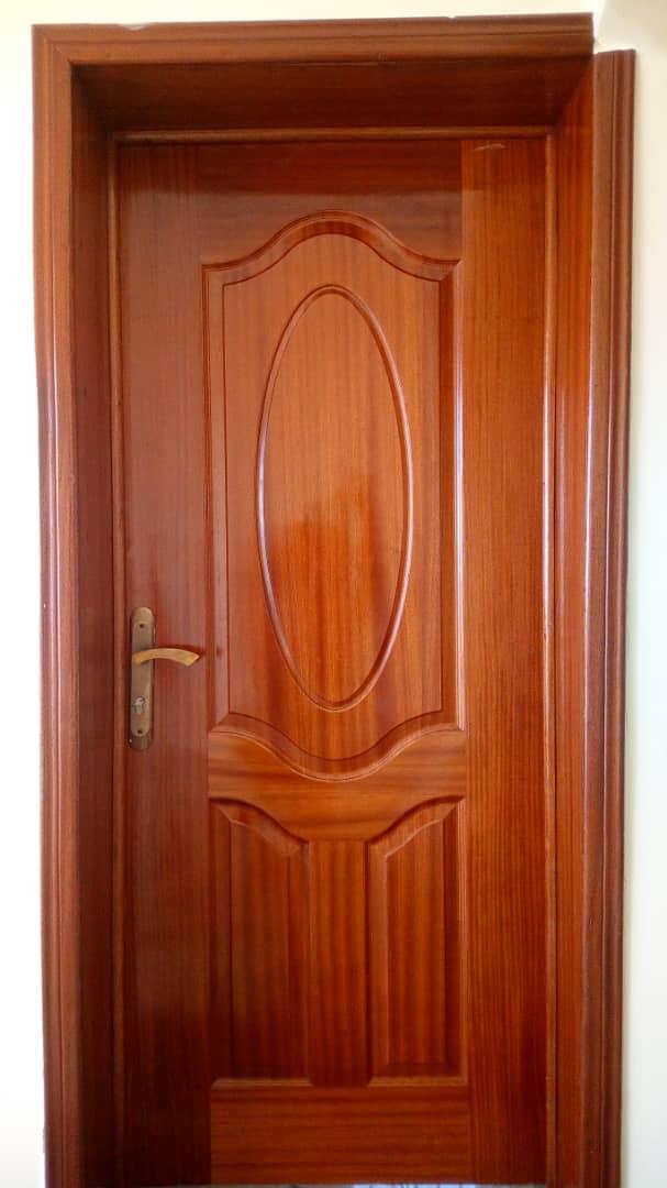 Nice wooden Muvura door on a cheap pice