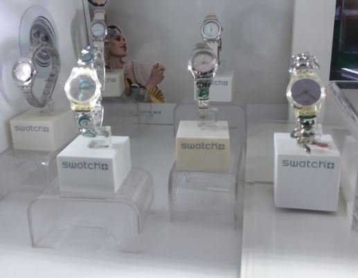 SWATCH FOR WOMEN